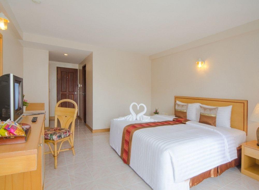 Eastiny Place Hotel Pattaya Extérieur photo