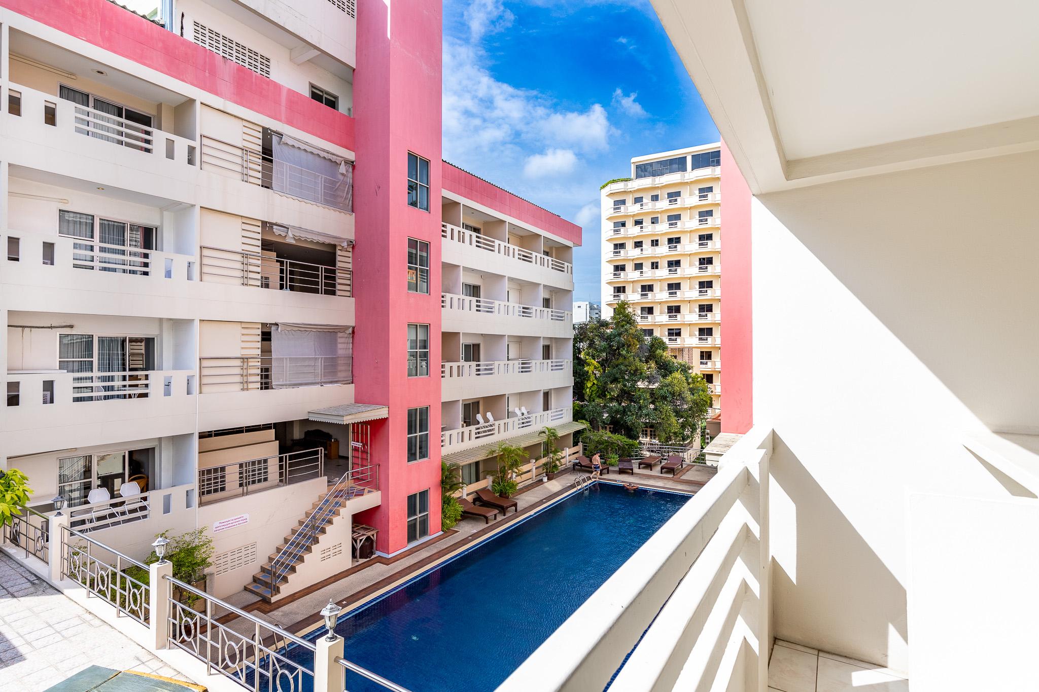 Eastiny Place Hotel Pattaya Extérieur photo