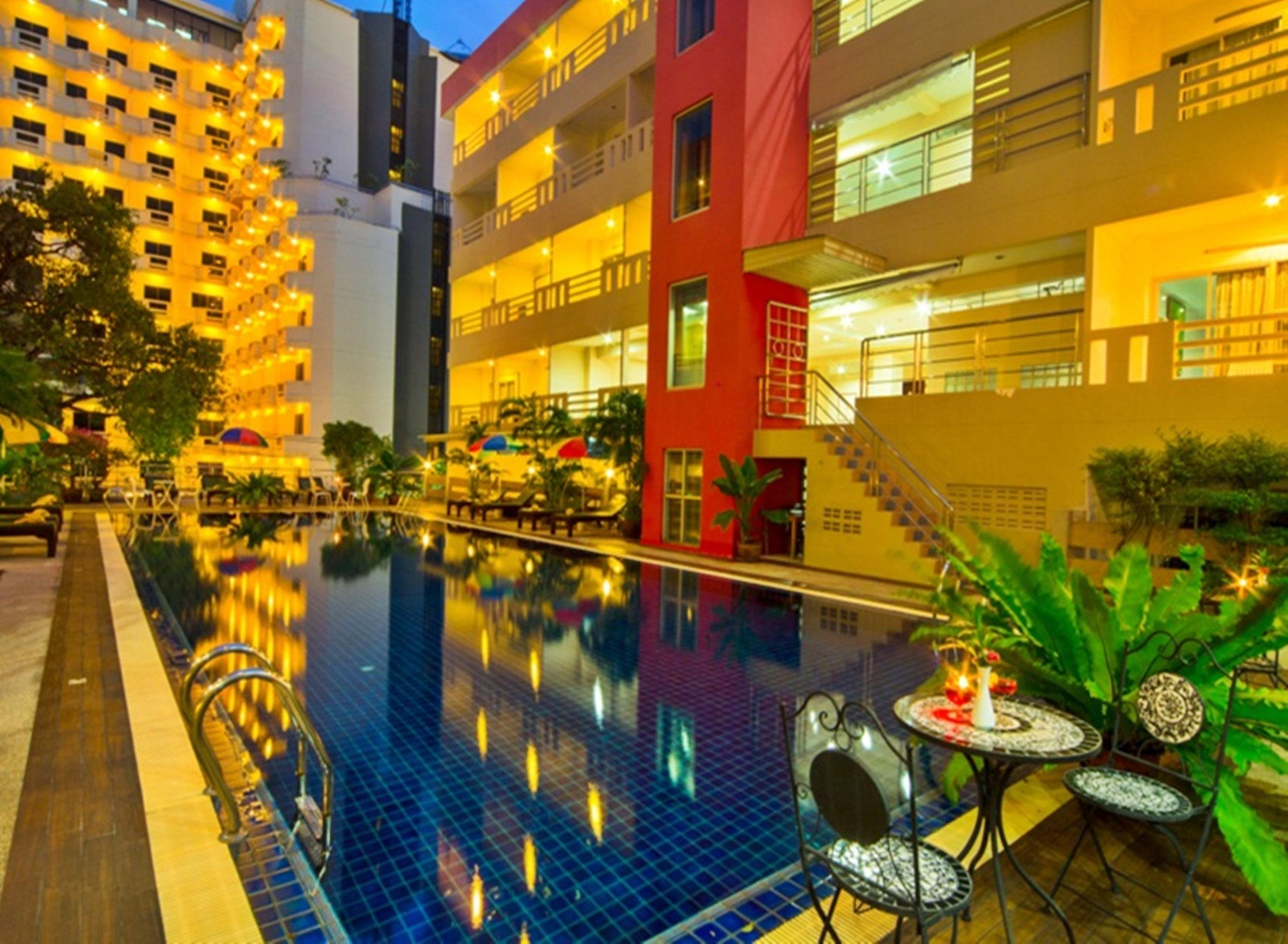 Eastiny Place Hotel Pattaya Extérieur photo