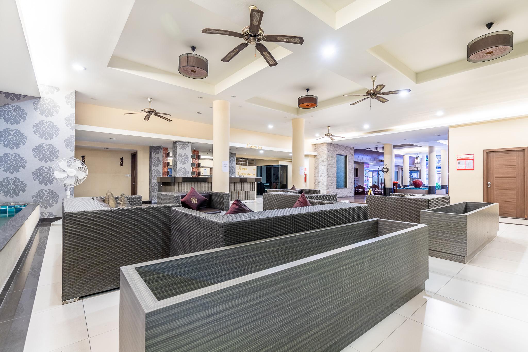 Eastiny Place Hotel Pattaya Extérieur photo