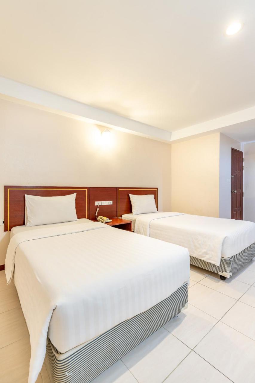 Eastiny Place Hotel Pattaya Extérieur photo